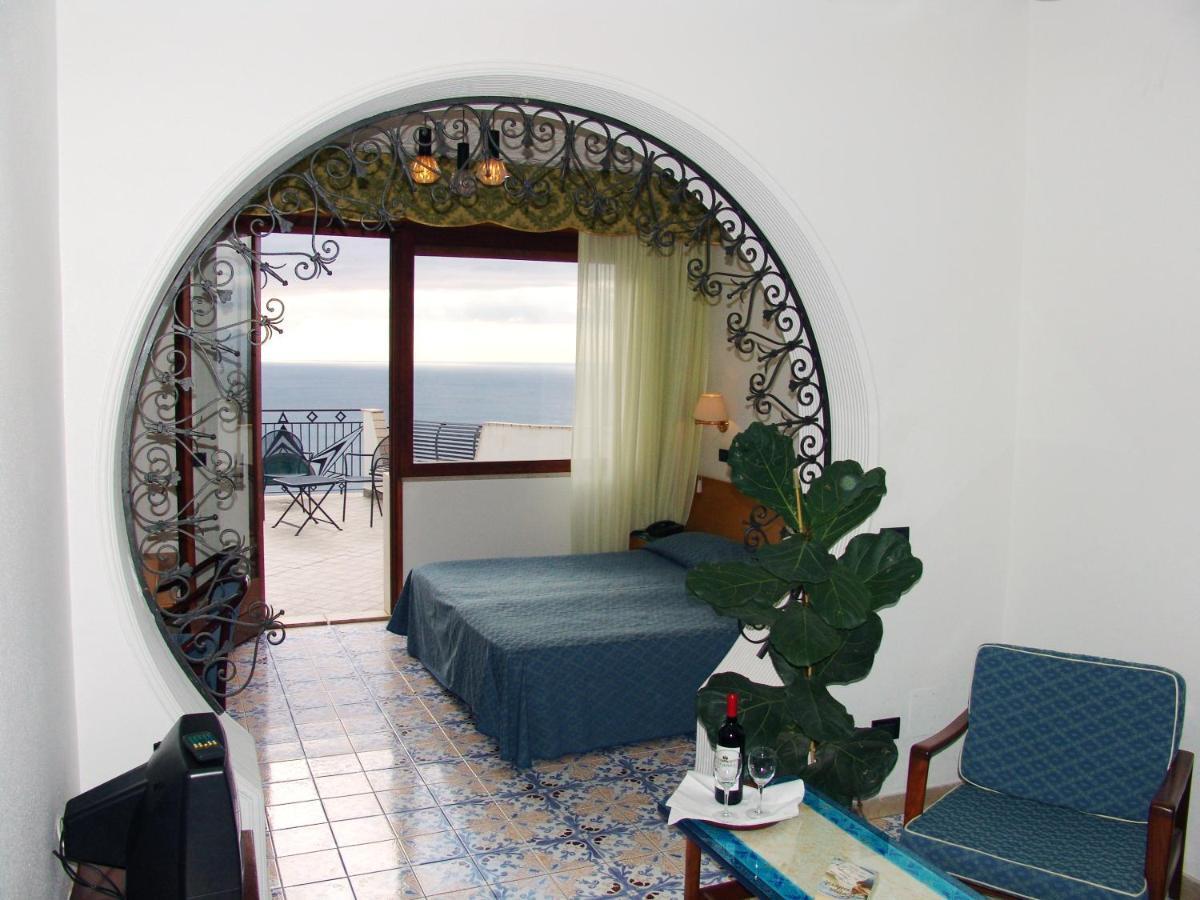 Vello D'oro 3*